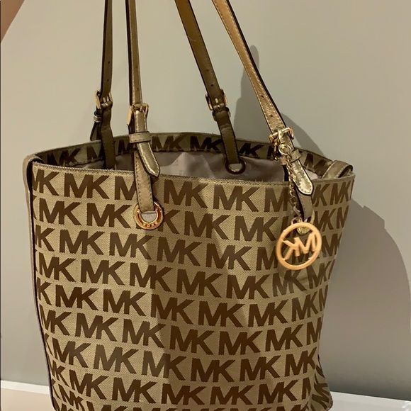 Michael Kors bag - Picture 4 of 4